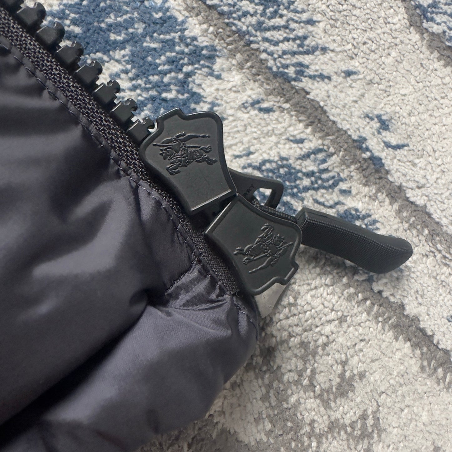 Burberry Lockwell Puffer