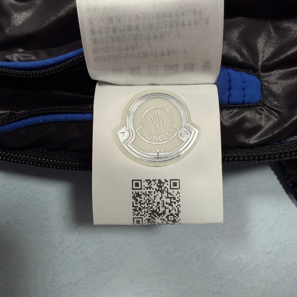 Wilms Down Jacket Black Badge - Blue Small (Pre-Owned) | Moncler