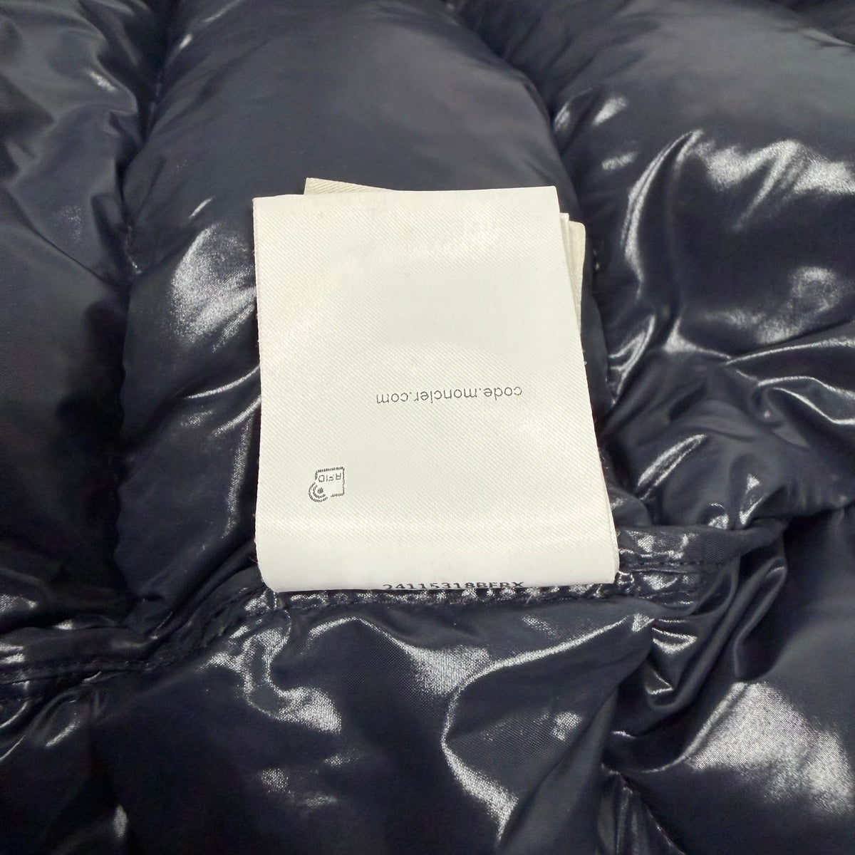 Alberic Down Jacket - Navy S/M (Pre Owned) | Moncler