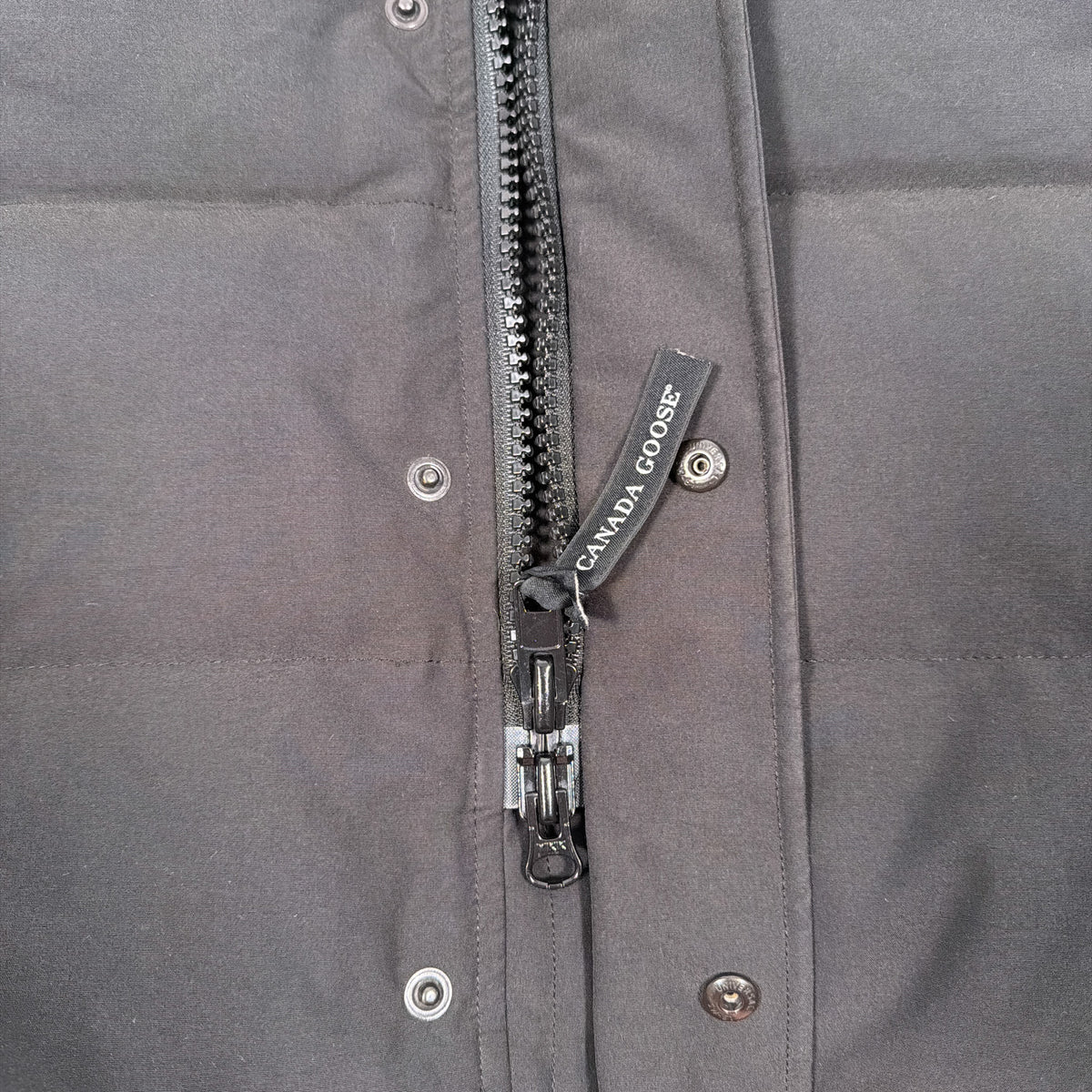 MacMillan Parka - Black Medium Fusion (Pre Owned) | Canada Goose (Copy)