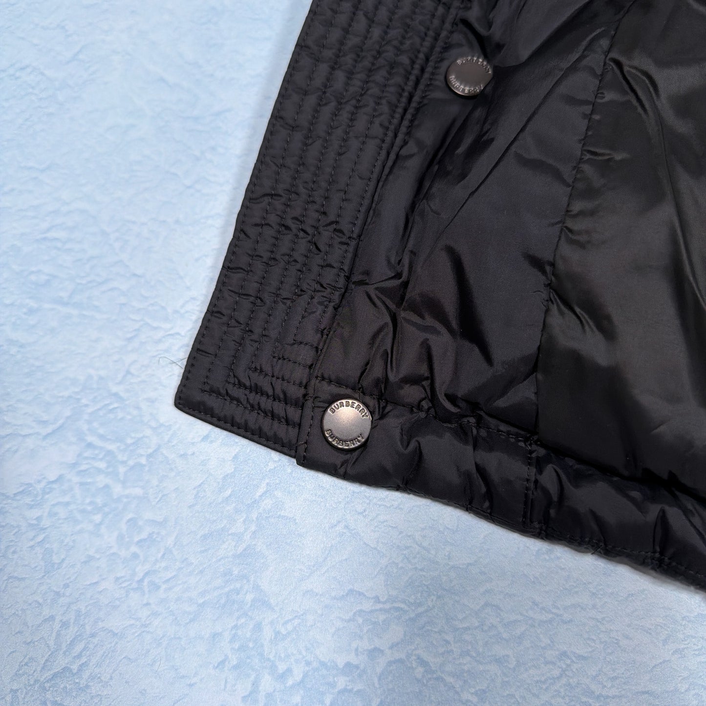 Lockwell Puffer / Gilet - Black S (Pre Owned) | Burberry