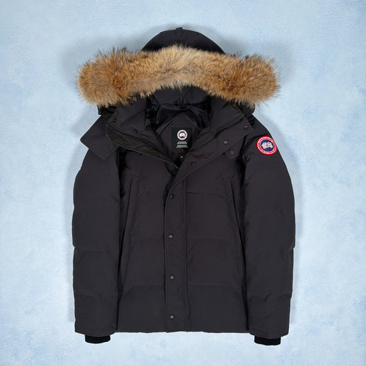 Wyndham Parka Heritage - Navy Medium (Pre Owned) | Canada Goose