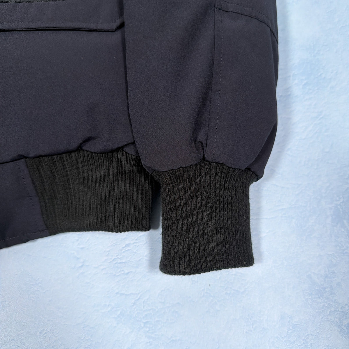 Chilliwack Bomber Heritage - Navy M (Pre Owned) | Canada Goose