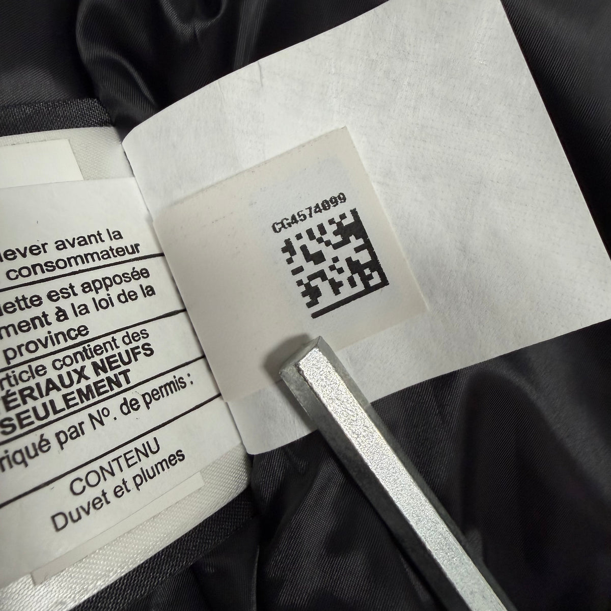 MacMillan Parka - Black Medium Black Label (Pre Owned) | Canada Goose