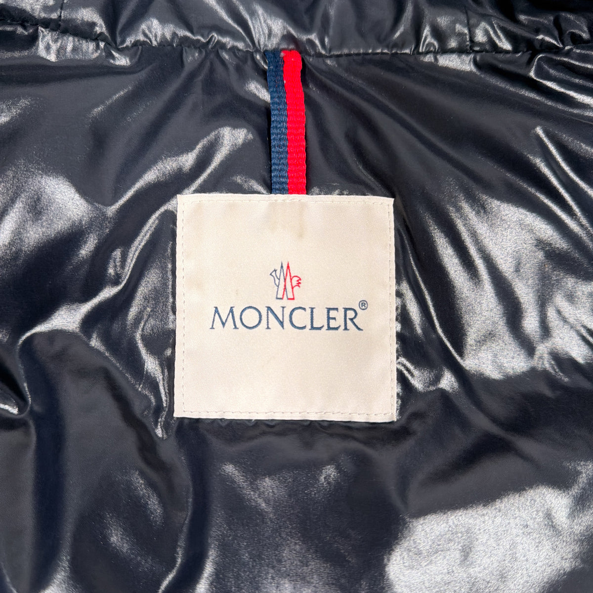 Alberic Down Jacket - Navy S/M (Pre Owned) | Moncler