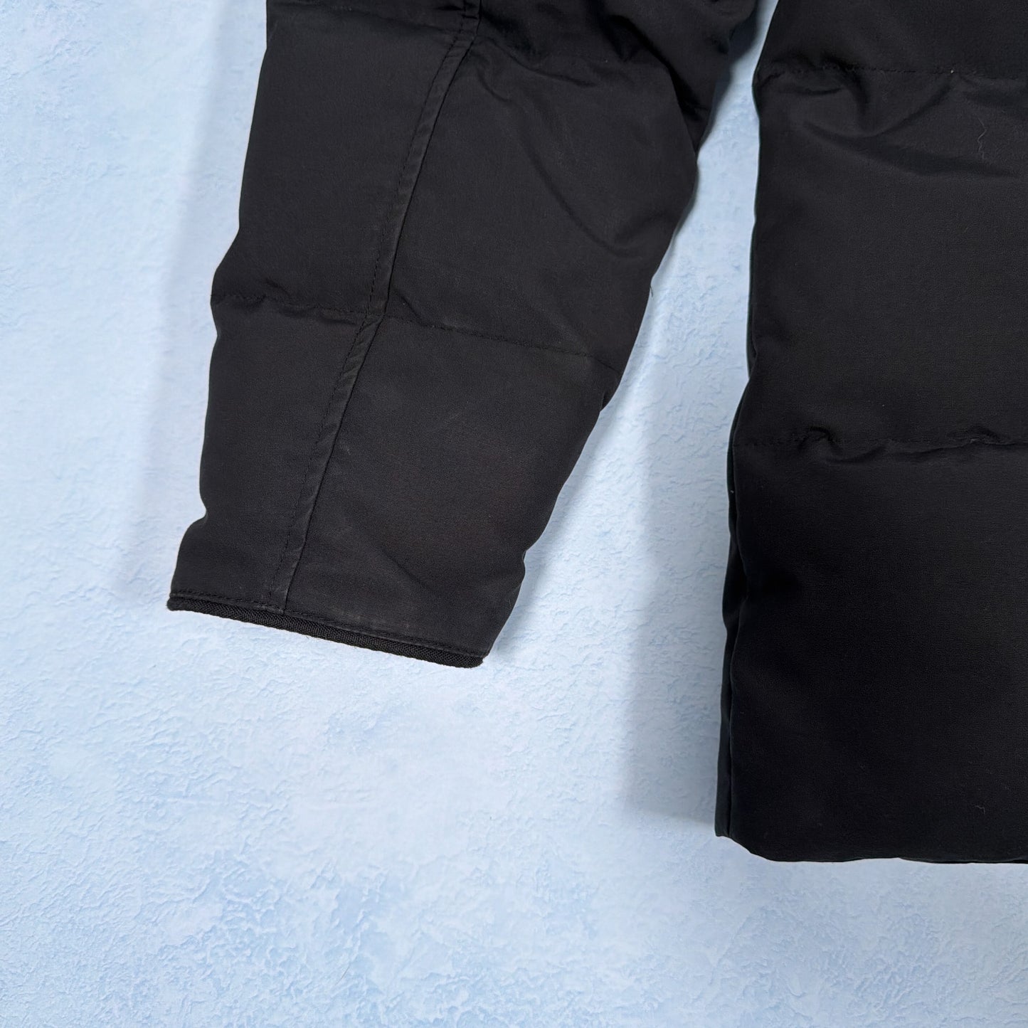 Wyndham Parka - Black Large (Pre Owned) | Canada Goose