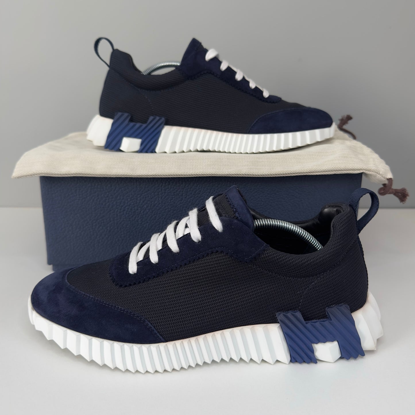 Hermes Bouncing Trainer