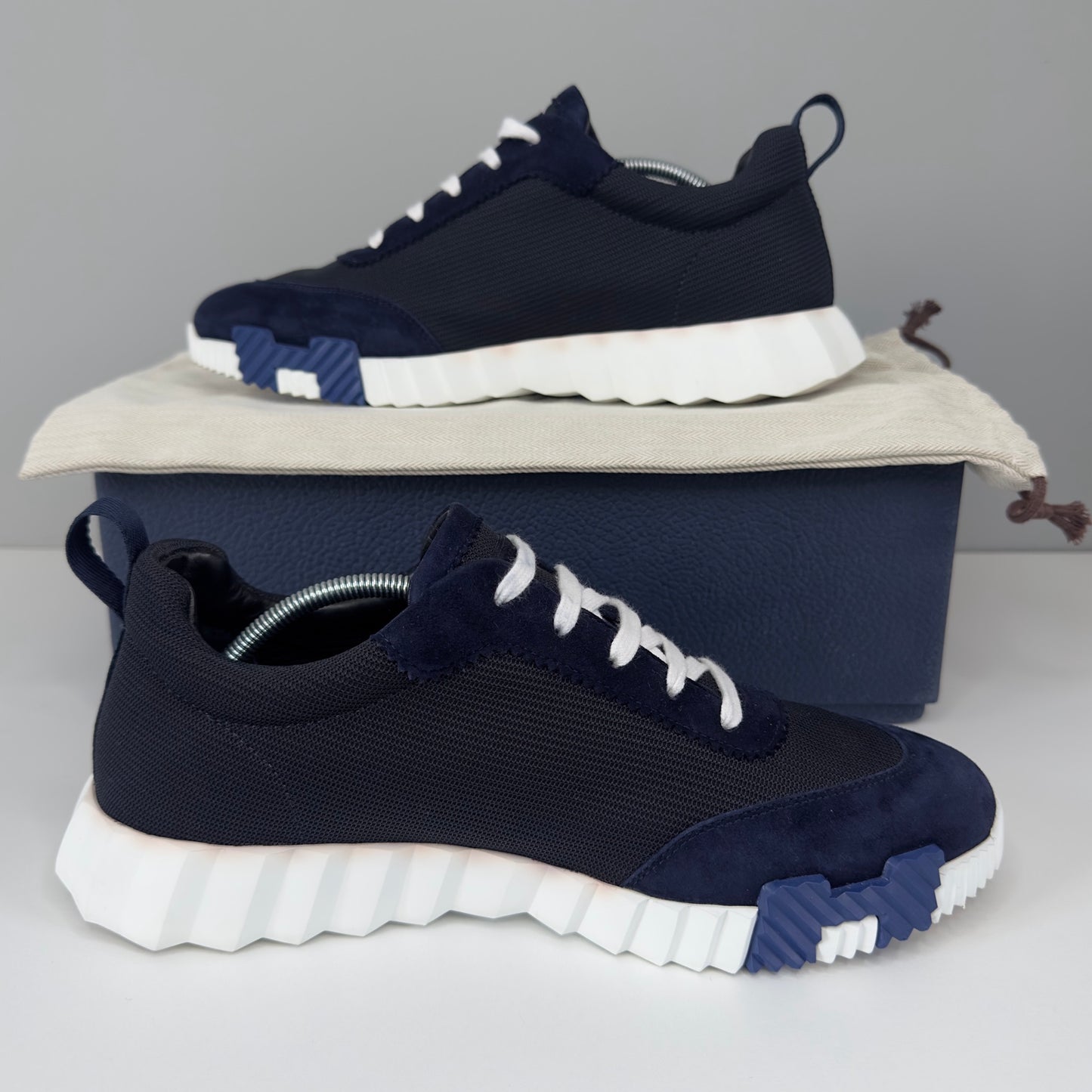 Hermes Bouncing Trainer