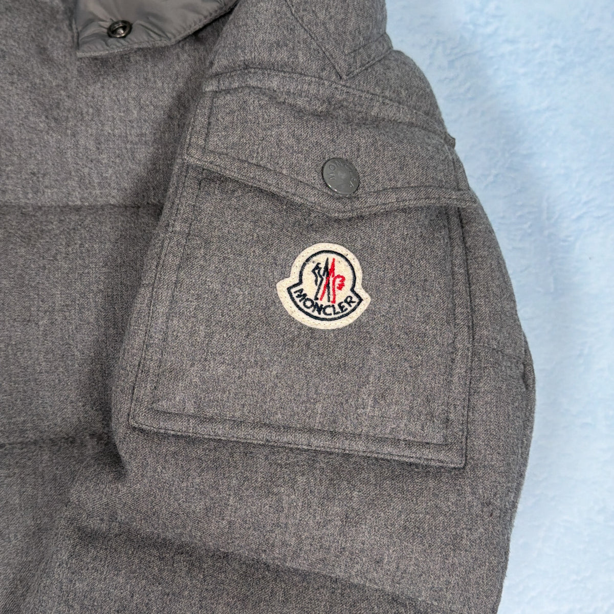 Montgenevre Down Jacket - Grey S/M (Pre Owned) | Moncler