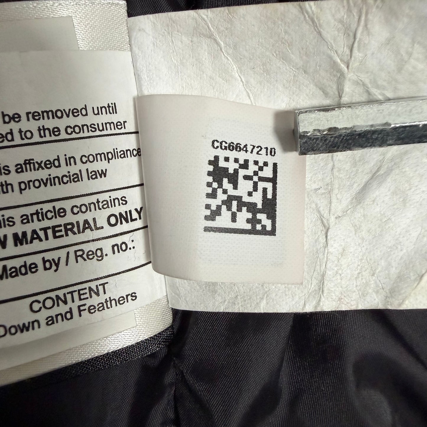 MacMillan Parka - Navy S Black Label (Pre Owned) | Canada Goose