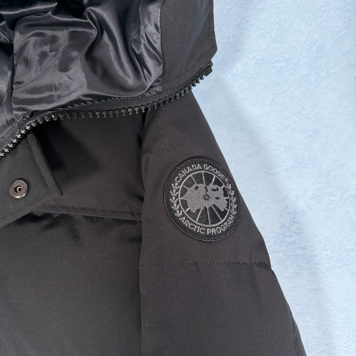 MacMillan Parka - Black Medium Black Label (Pre Owned) | Canada Goose