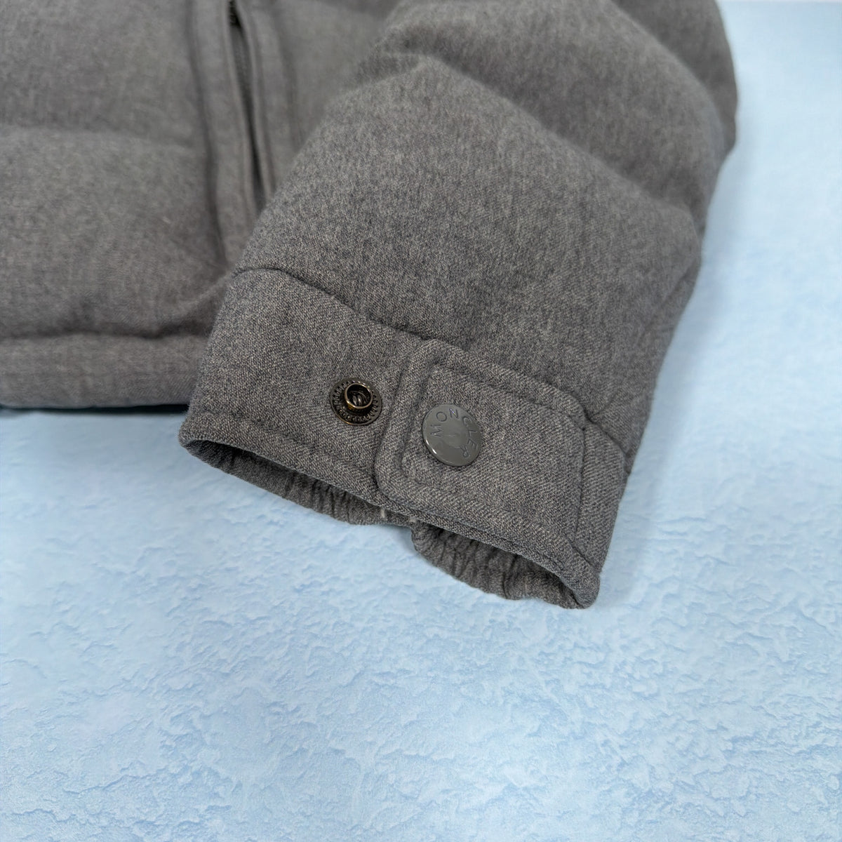 Montgenevre Down Jacket - Grey S/M (Pre Owned) | Moncler