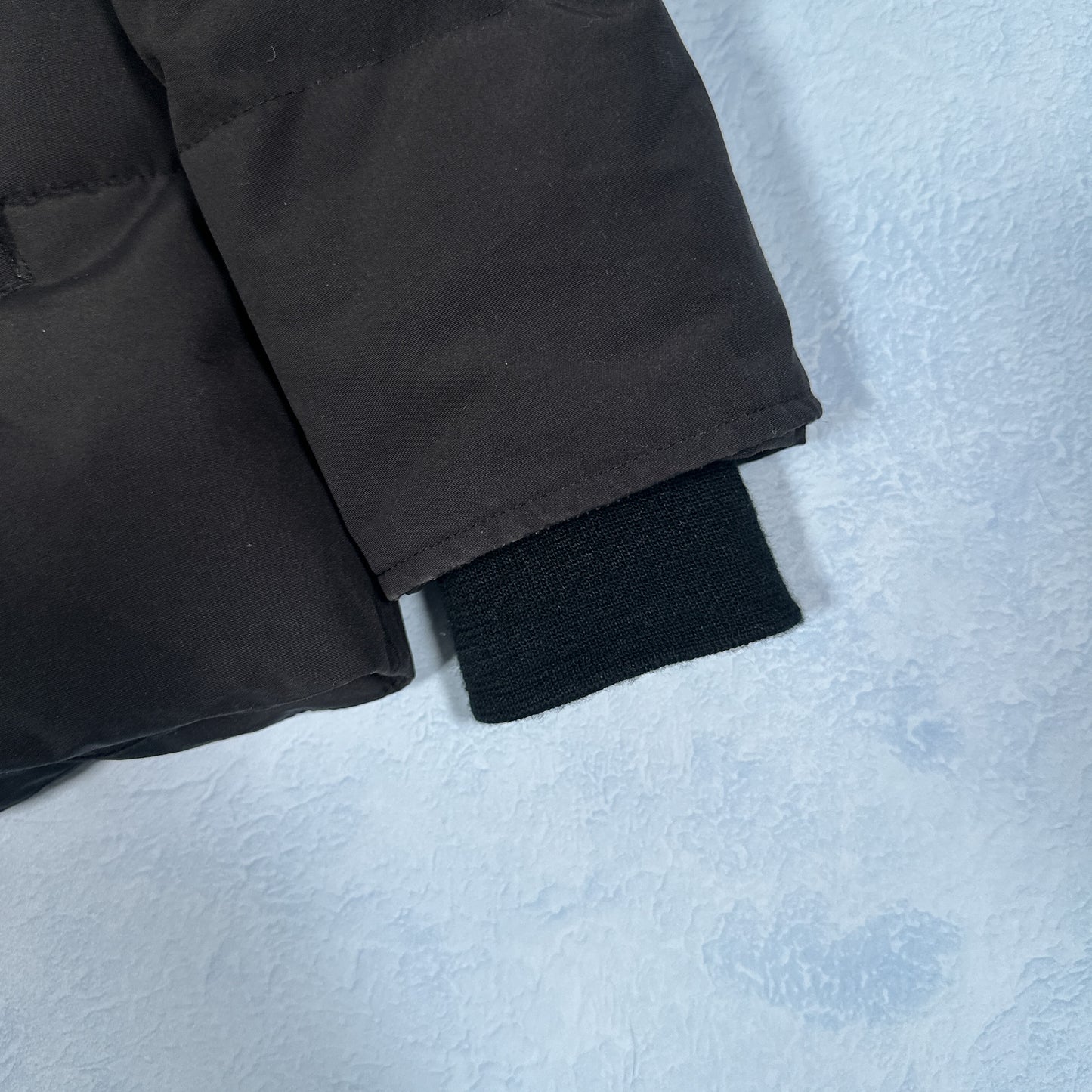 Wyndham Parka Heritage - Black S (Pre Owned) | Canada Goose