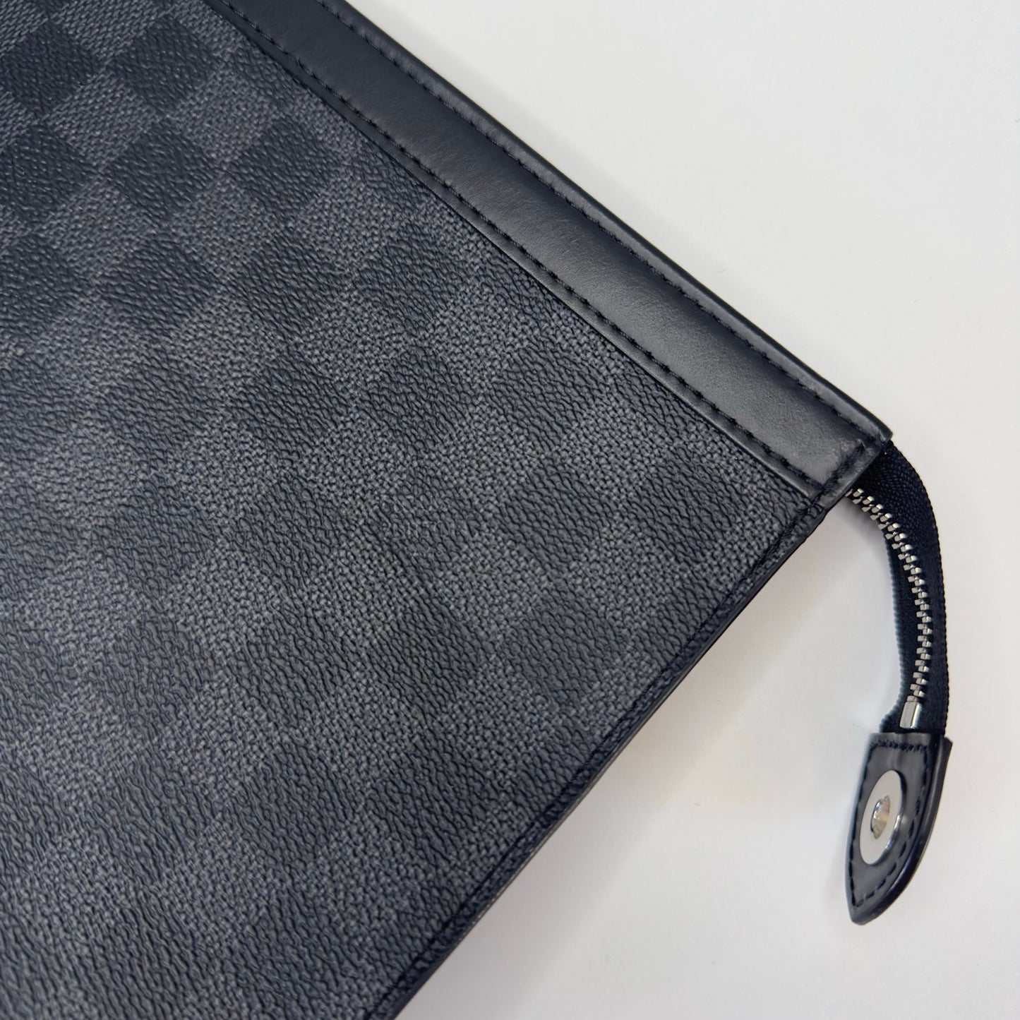 Louis Vuitton Pochette Voyage