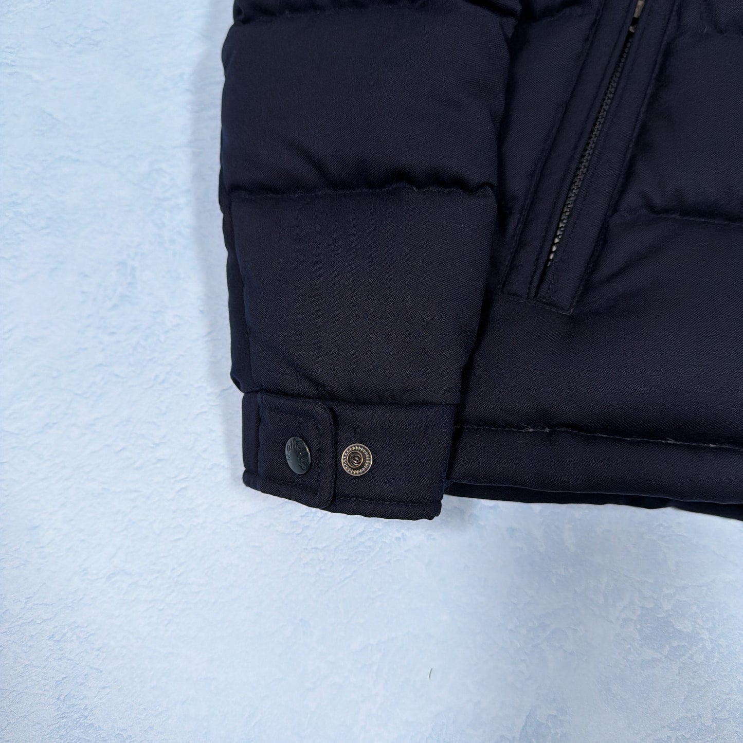 Montgenevre Down Jacket - Navy XS (Pre Owned) | Moncler