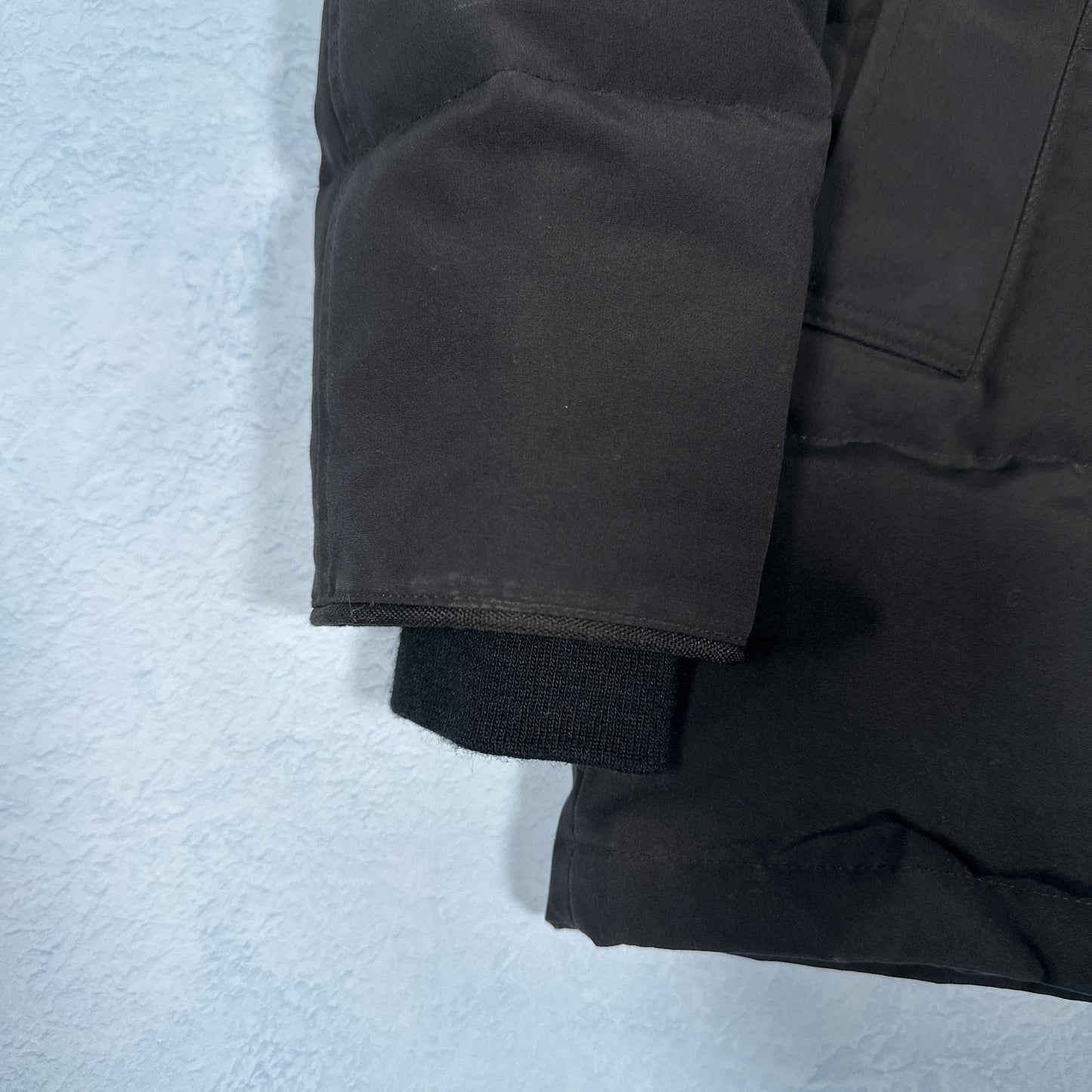 Carson Parka Heritage - Black XS (Pre Owned) | Canada Goose
