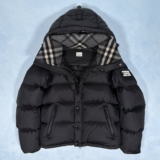 Lockwell Puffer / Gilet - Black Medium (Pre Owned) | Burberry