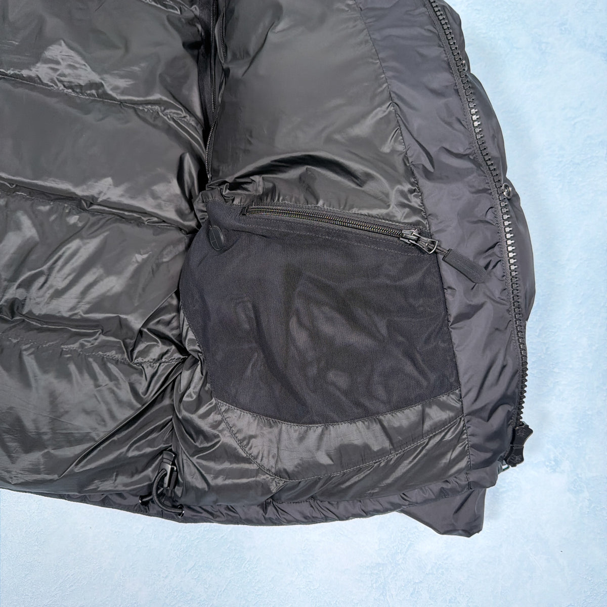 Lockwell Puffer / Gilet - Black Medium (Pre Owned) | Burberry