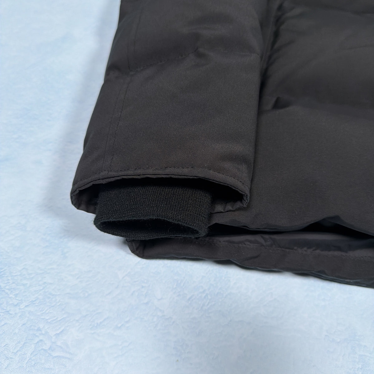 Wyndham Parka Heritage - Black XL (Pre Owned) | Canada Goose