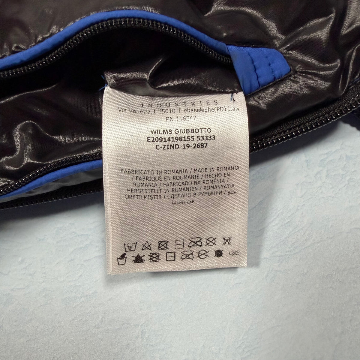 Wilms Down Jacket Black Badge - Blue Small (Pre-Owned) | Moncler