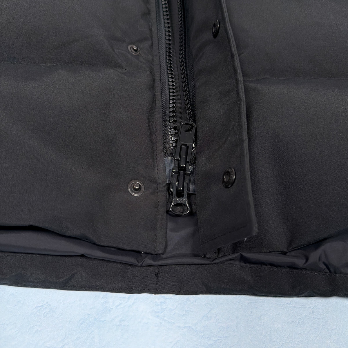 Wyndham Parka Heritage - Black XL (Pre Owned) | Canada Goose