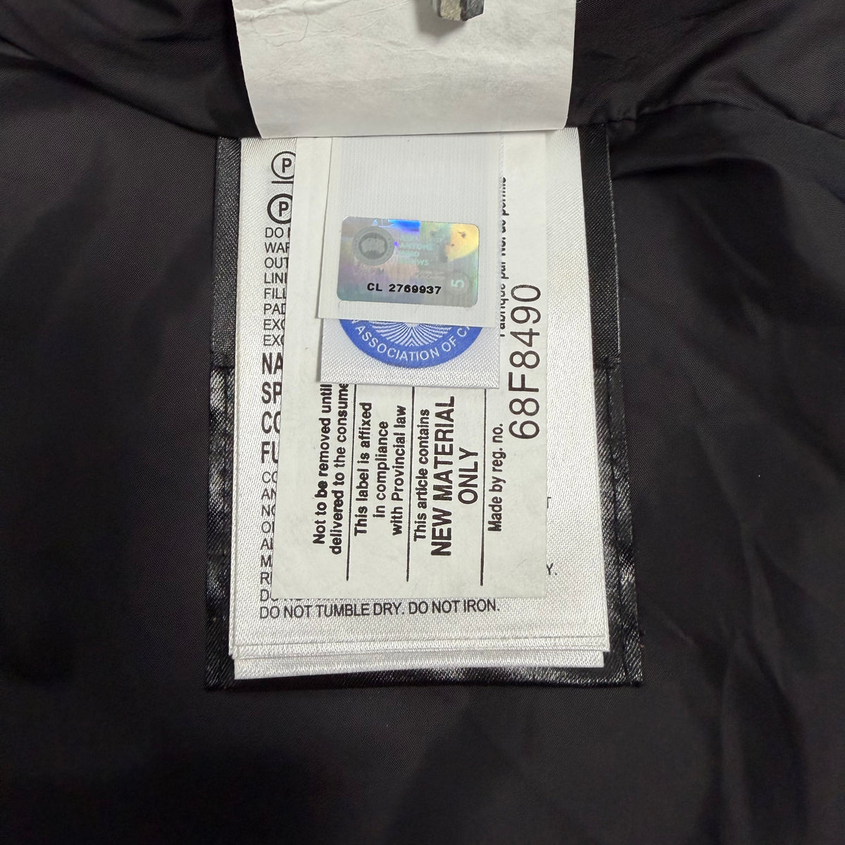 Wyndham Parka Heritage - Black XS (Pre Owned) | Canada Goose