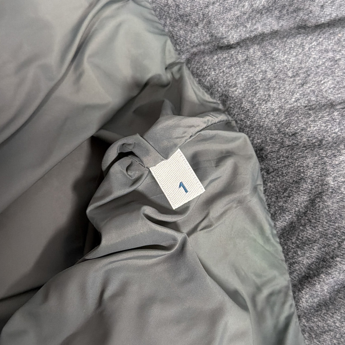 Montgenevre Down Jacket - Grey S/M (Pre Owned) | Moncler