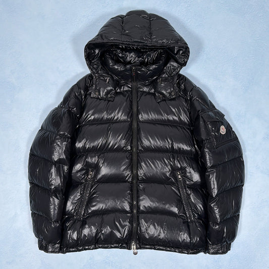 Maya Down Jacket - Black L/XL (Pre Owned) | Moncler