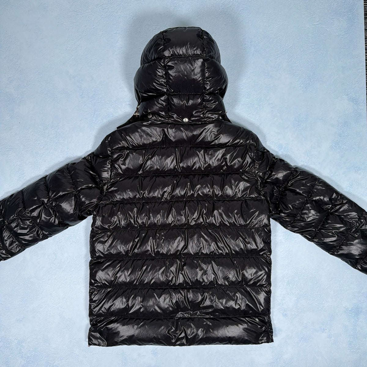 Cuvellier Down Jacket - Black Size 4 (Pre Owned) | Moncler