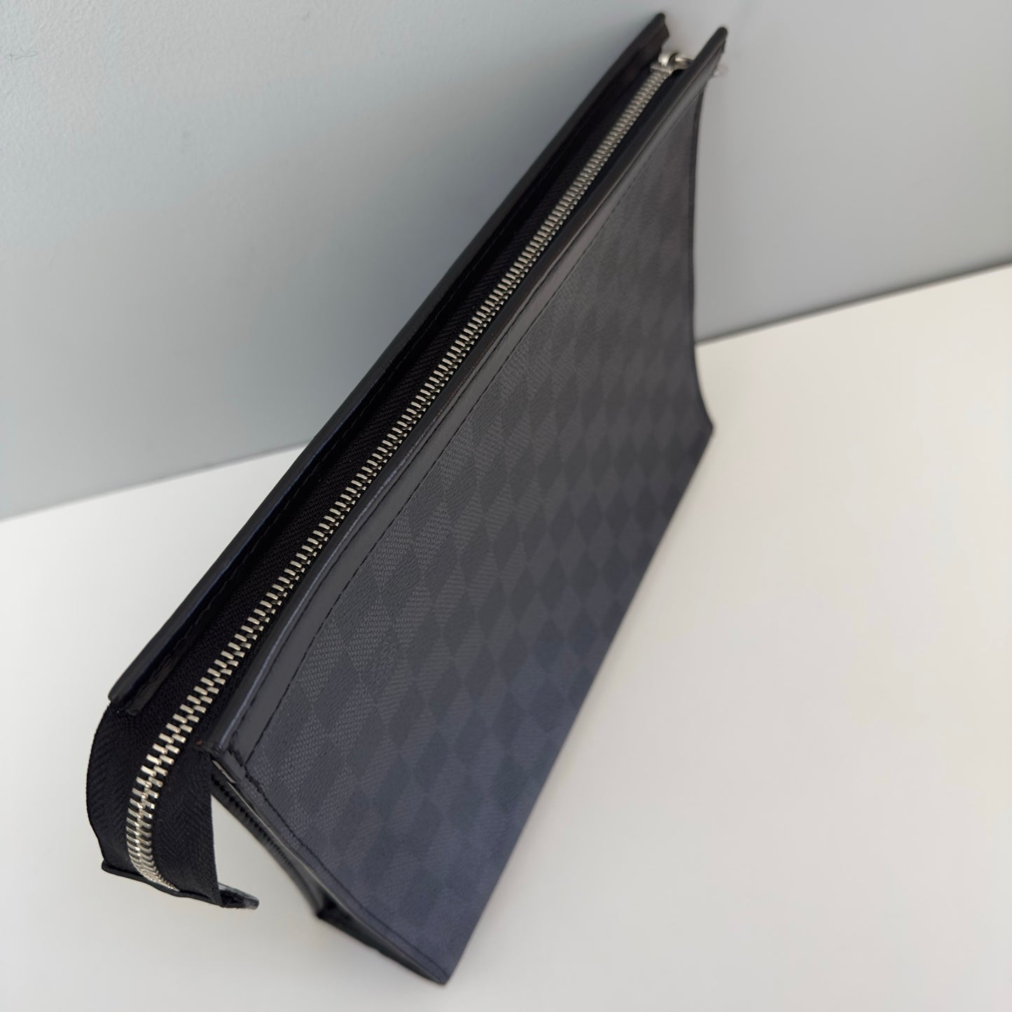 Louis Vuitton Pochette Voyage