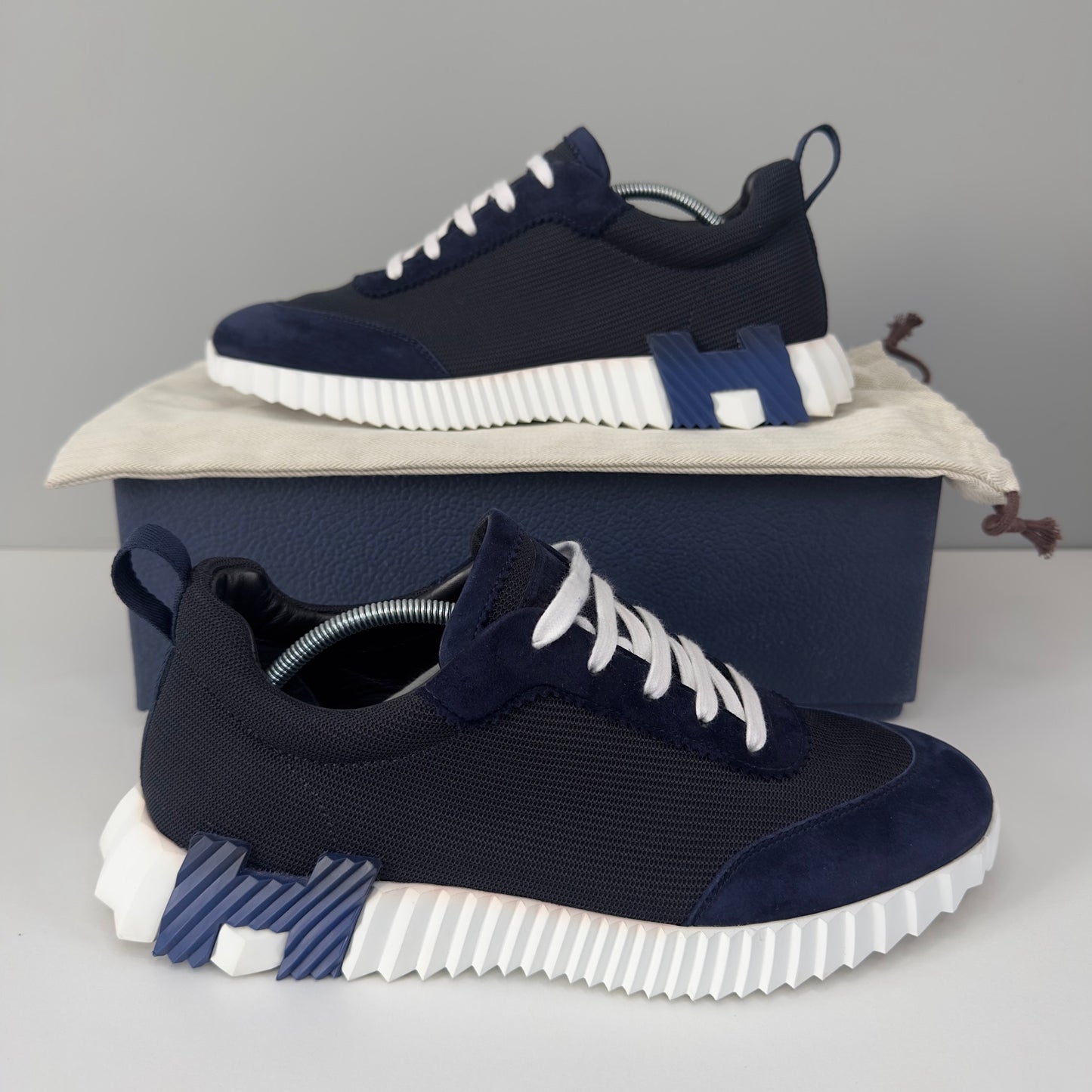 Hermes Bouncing Trainer