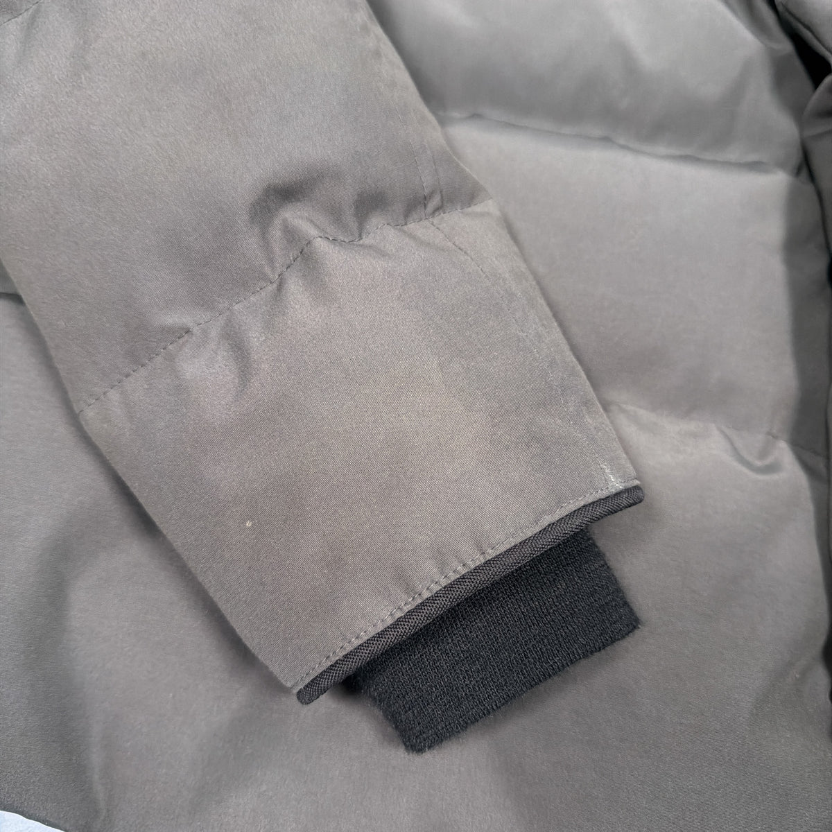 MacMillan Parka - Graphite XS (Pre Owned) | Canada Goose