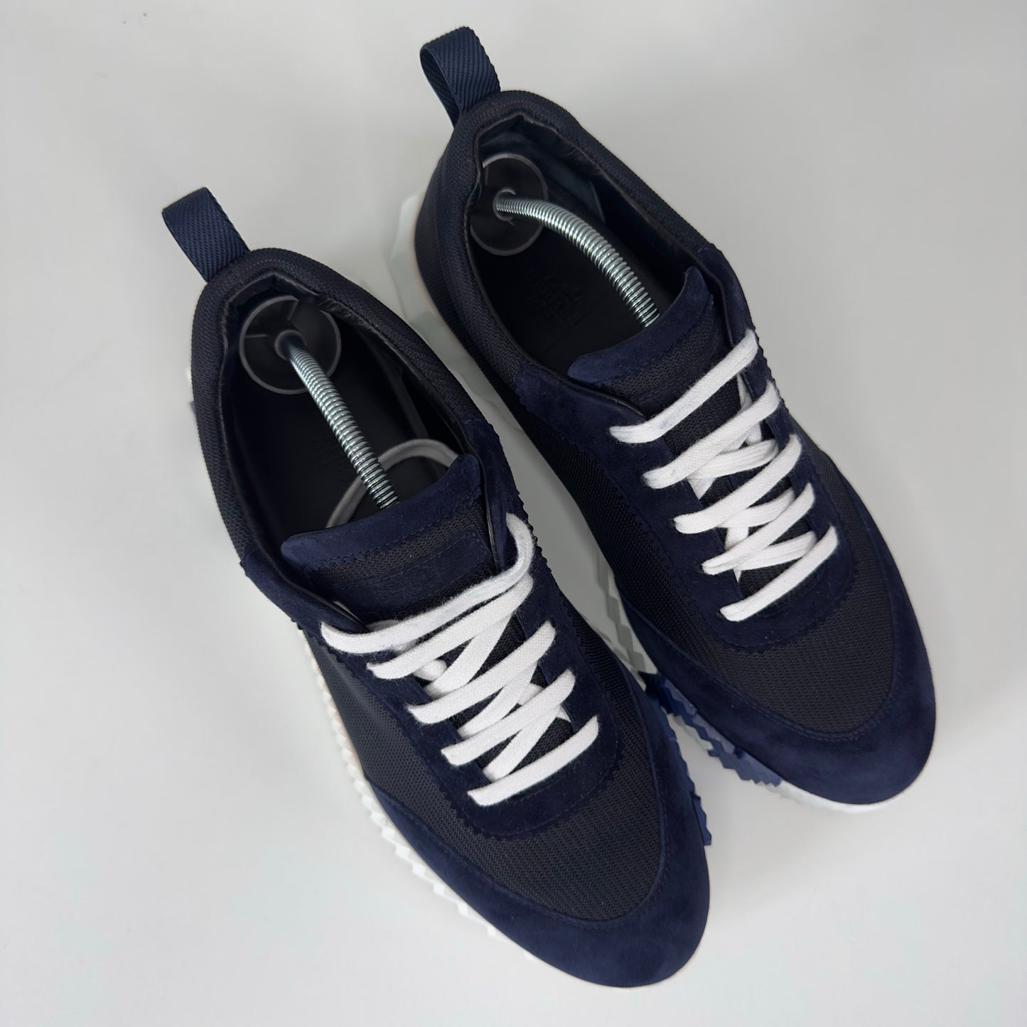 Hermes Bouncing Trainer