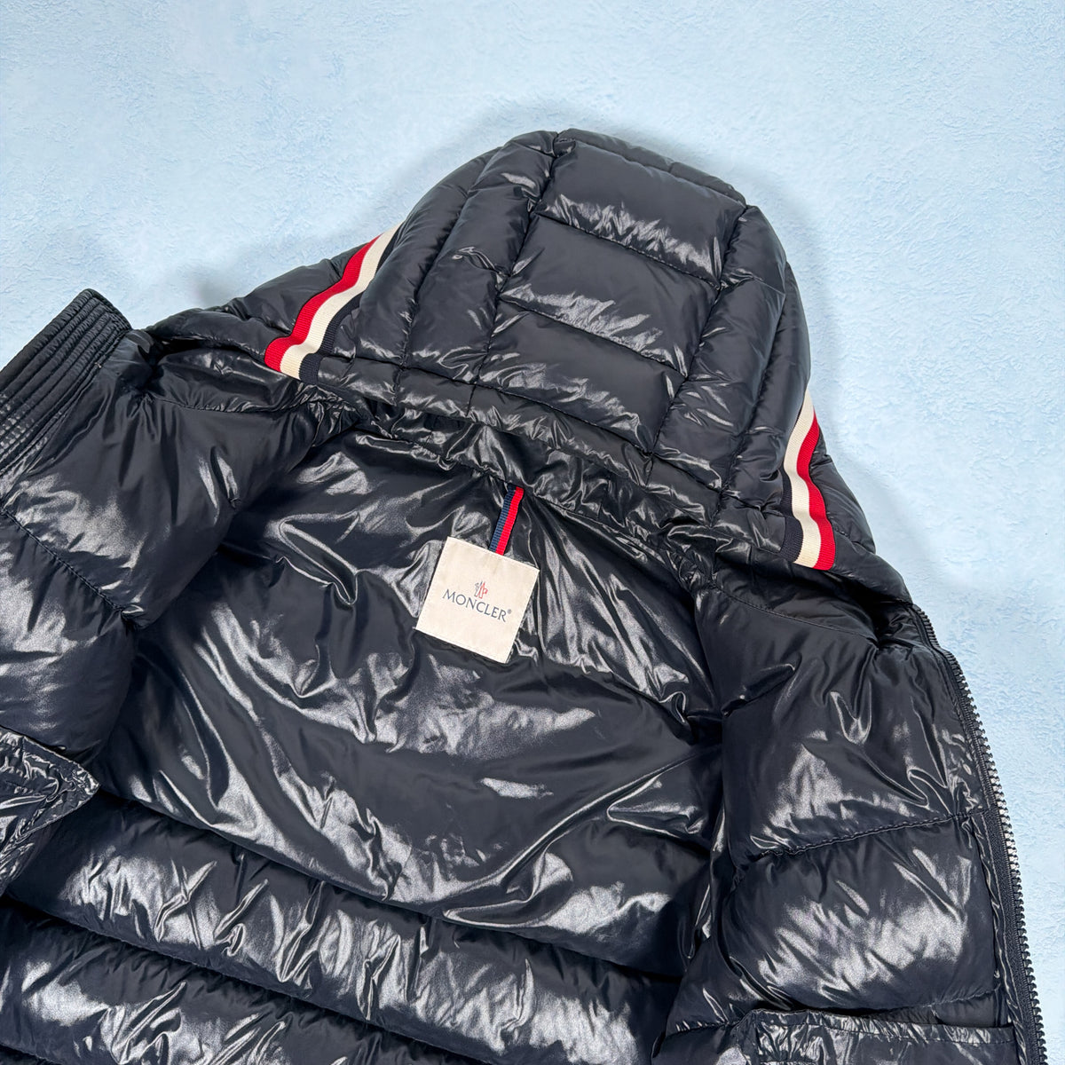 Alberic Down Jacket - Navy S/M (Pre Owned) | Moncler