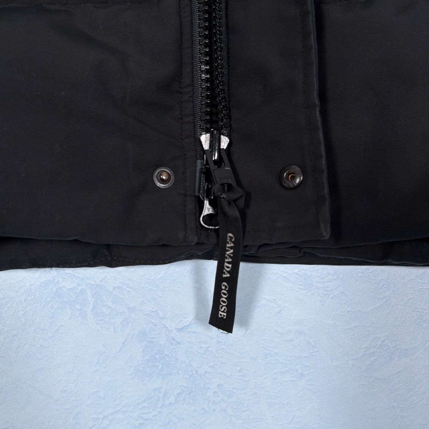 Wyndham Parka - Black Large (Pre Owned) | Canada Goose