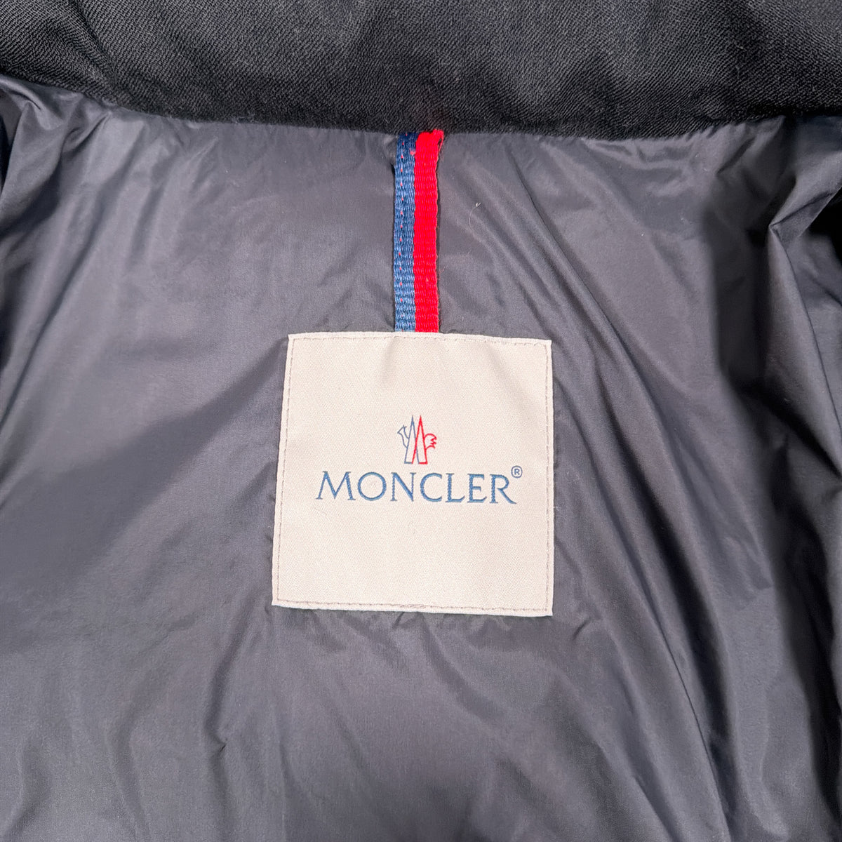 Montgenevre Down Jacket - Black S/M (Pre Owned) | Moncler