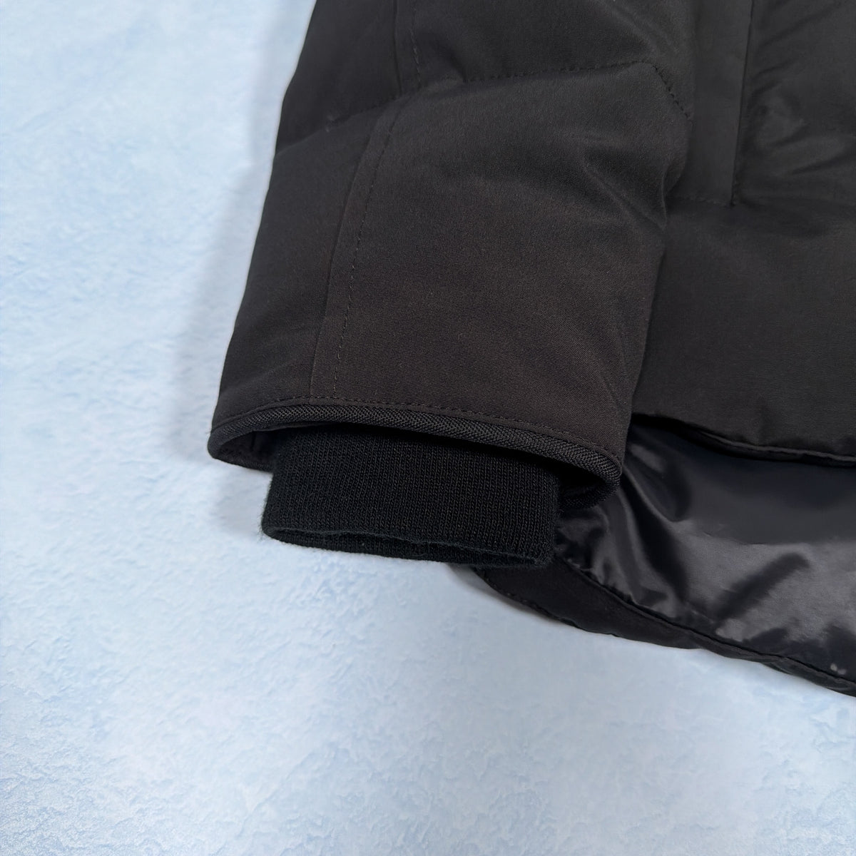 MacMillan Parka - Black Medium Black Label (Pre Owned) | Canada Goose